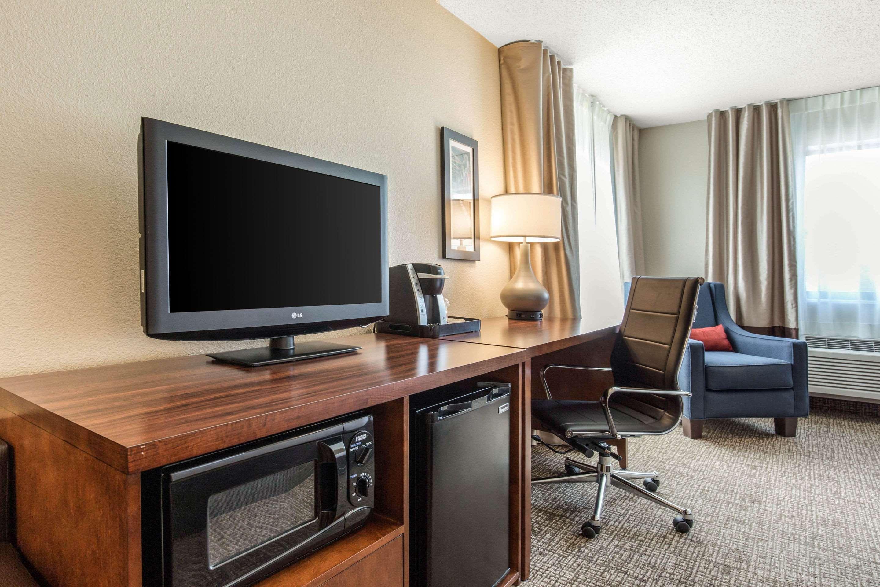 Comfort Inn La Porte Zewnętrze zdjęcie